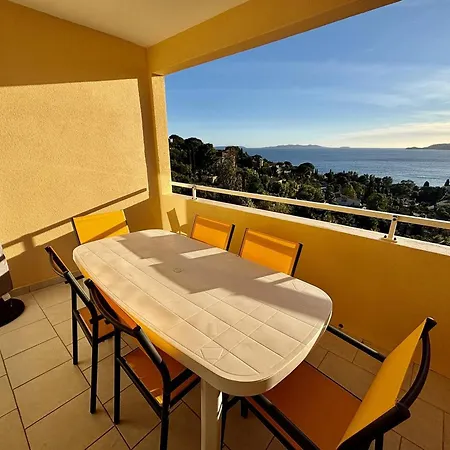 Confortable Avec Terrasse, Proche Plages - Fr-1-816-1 * Le Lavandou