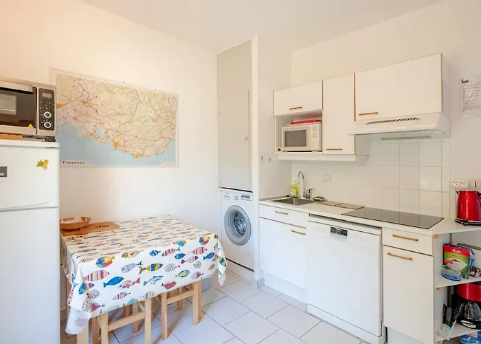 Confortable Avec Terrasse, Proche Plages - Fr-1-816-1 Lägenhet Le Lavandou